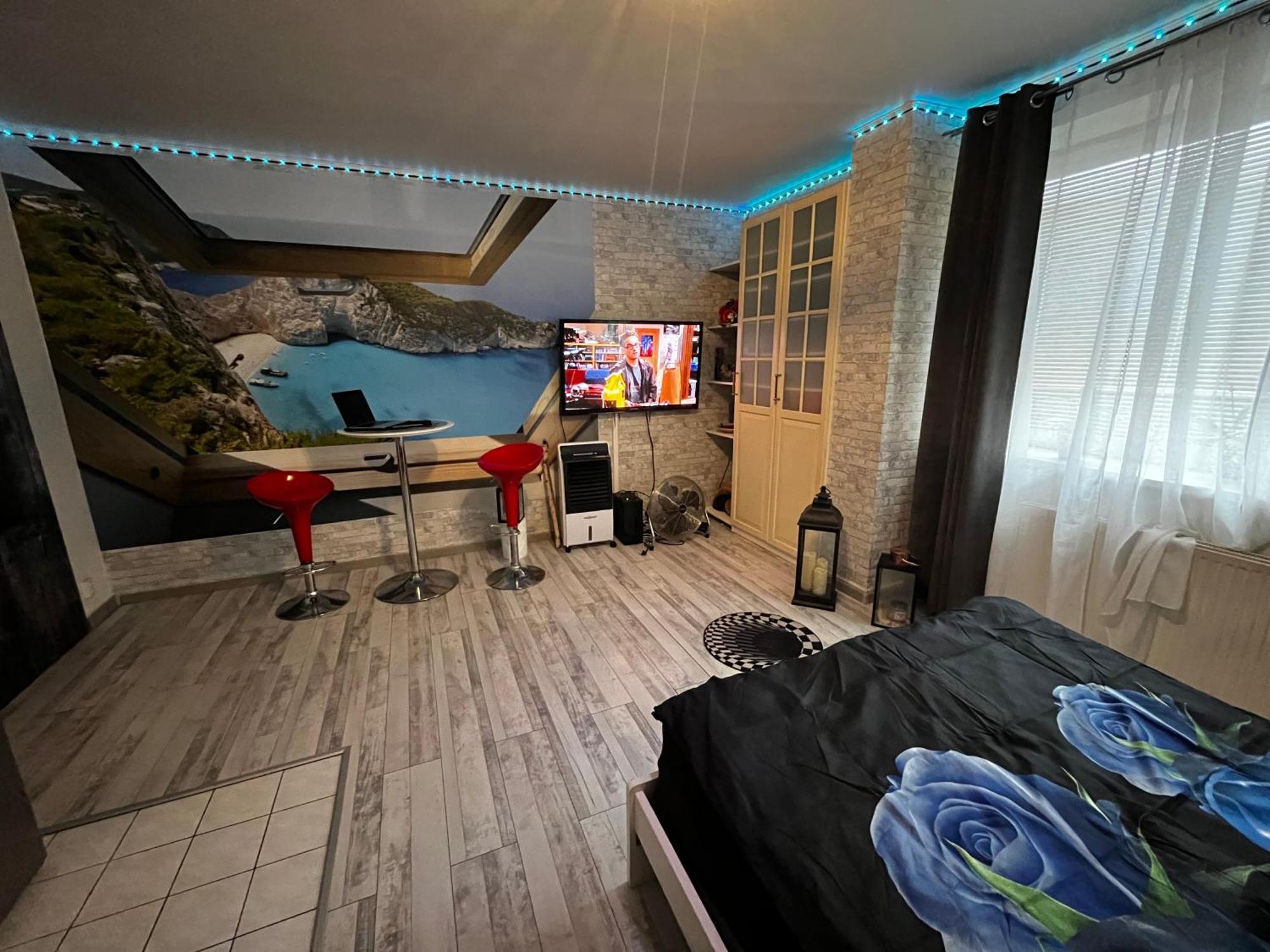 Monfas Apartment Provence In ปราก ภายนอก รูปภาพ